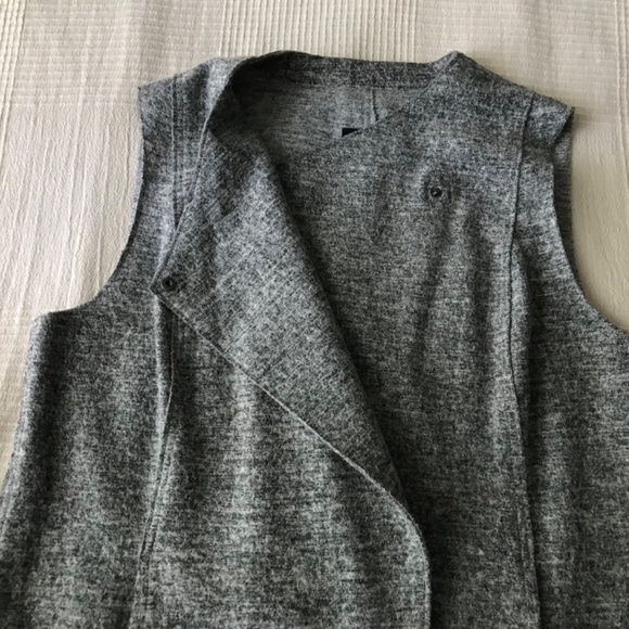 M&S Wool blend vest, Knee length EUC - Picture 3 of 5